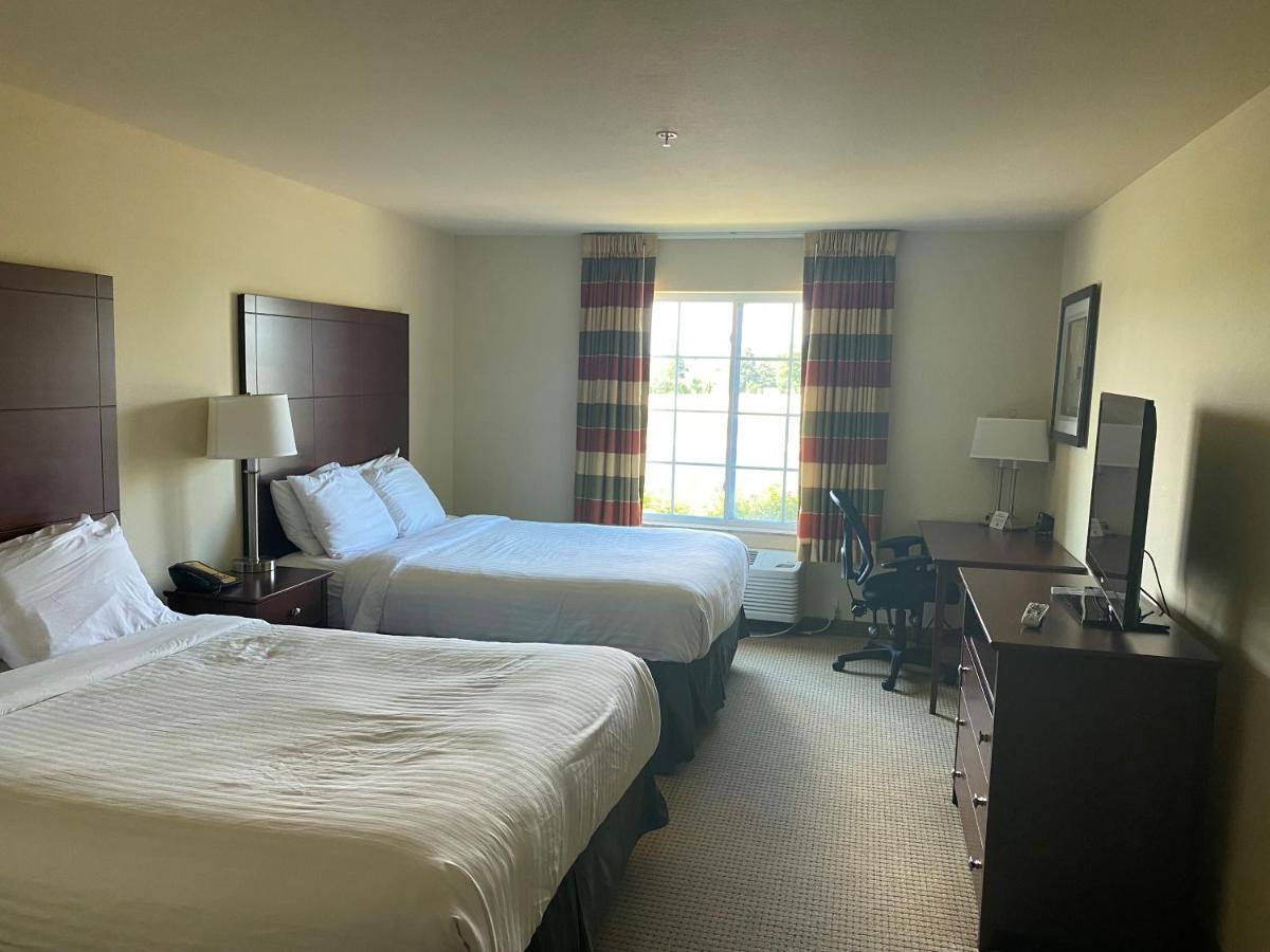 Americinn By Wyndham אושקוש מראה חיצוני תמונה