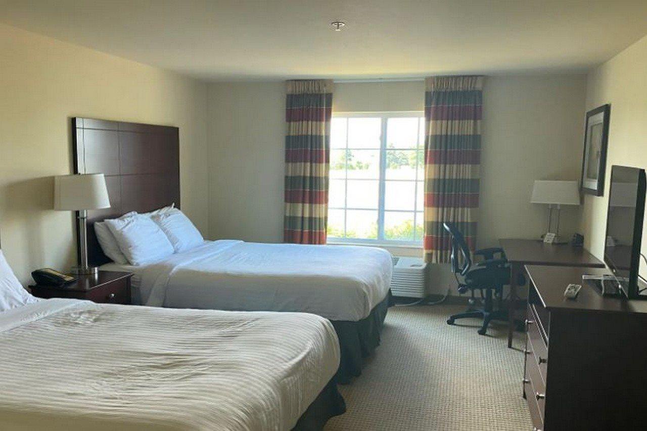 Americinn By Wyndham אושקוש מראה חיצוני תמונה