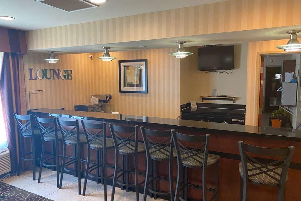 Americinn By Wyndham אושקוש מסעדה תמונה